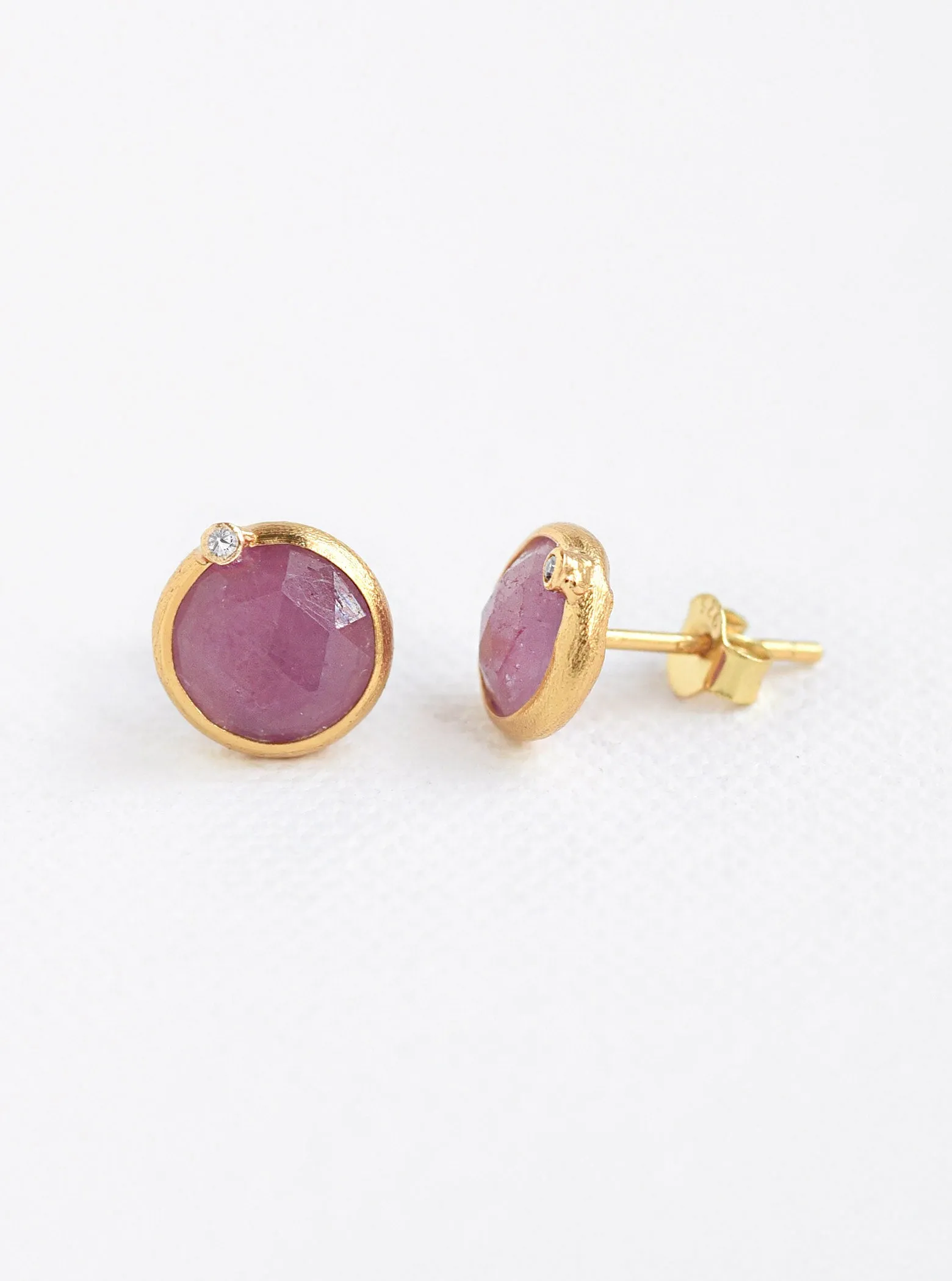 Mini Nature Sapphire Round Genuine Diamond Earring